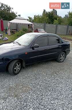 Седан Daewoo Lanos 2002 в Днепре