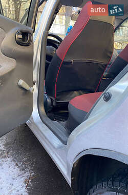 Седан Daewoo Lanos 2008 в 