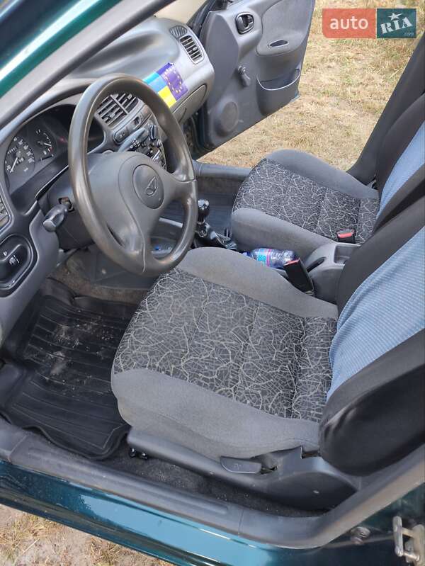 Седан Daewoo Lanos 2007 в Сарнах
