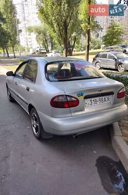 Седан Daewoo Lanos 2004 в Киеве
