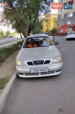 Седан Daewoo Lanos 2004 в Киеве
