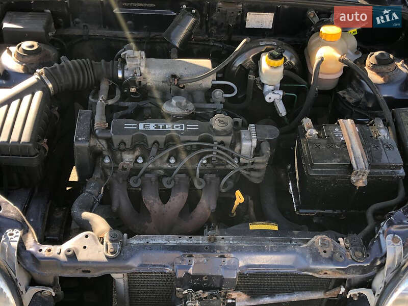 Седан Daewoo Lanos 2006 в Киеве