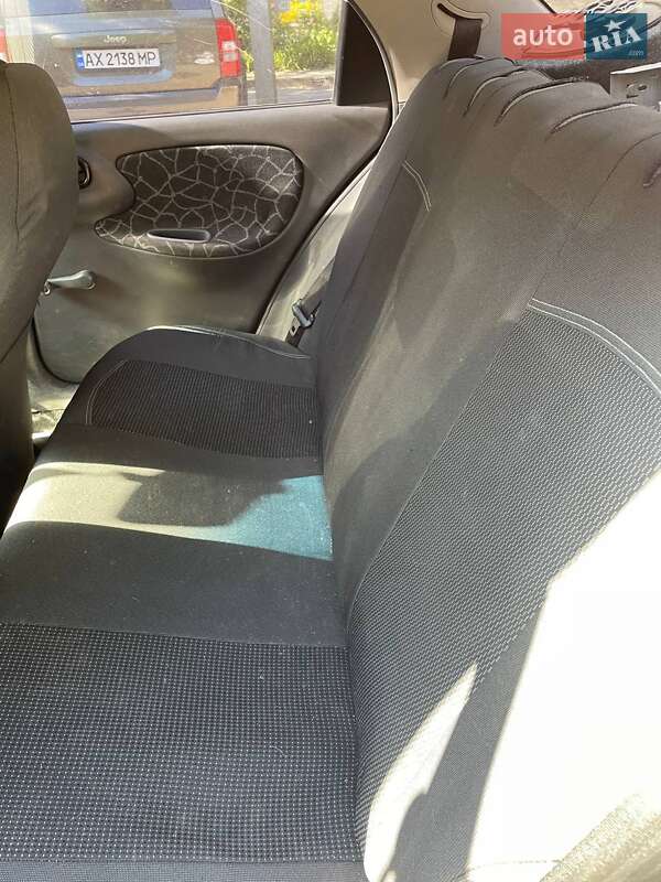 Седан Daewoo Lanos 2002 в Харькове фото 3 Седан Daewoo Lanos 2002 в Харькове