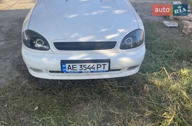 Седан Daewoo Lanos 2008 в Марганце