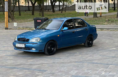 Седан Daewoo Lanos 1998 в Днепре