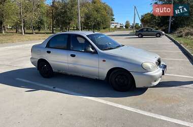Седан Daewoo Lanos 2002 в Синельниково