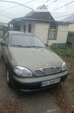 Седан Daewoo Lanos 2004 в Новомосковську