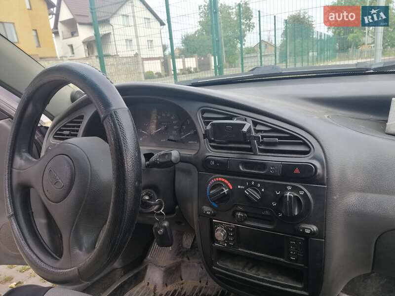 Седан Daewoo Lanos 2006 в Днепре