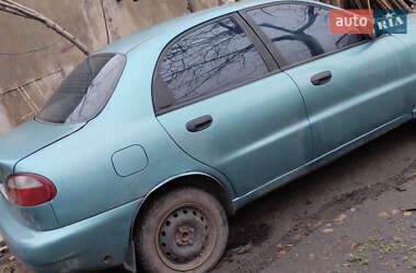 Седан Daewoo Lanos 1998 в 