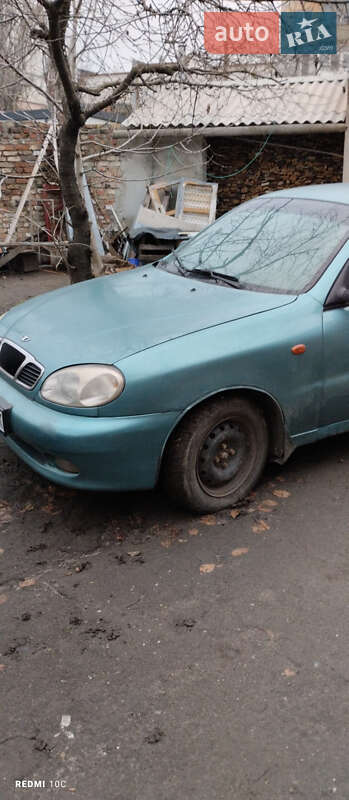 Седан Daewoo Lanos 1998 в Кривом Роге