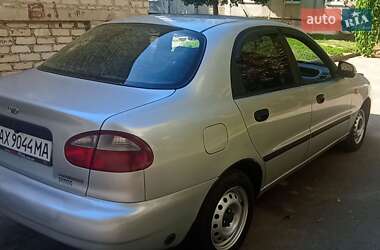 Седан Daewoo Lanos 2002 в Лозовой