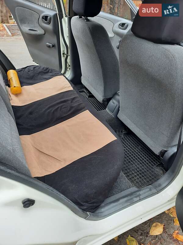 Седан Daewoo Lanos 2004 в Белой Церкви