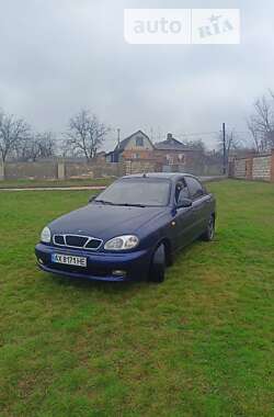 Седан Daewoo Lanos 2004 в Харькове