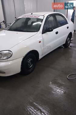 Седан Daewoo Lanos 2004 в Запорожье