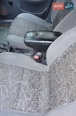 Седан Daewoo Lanos 2004 в 