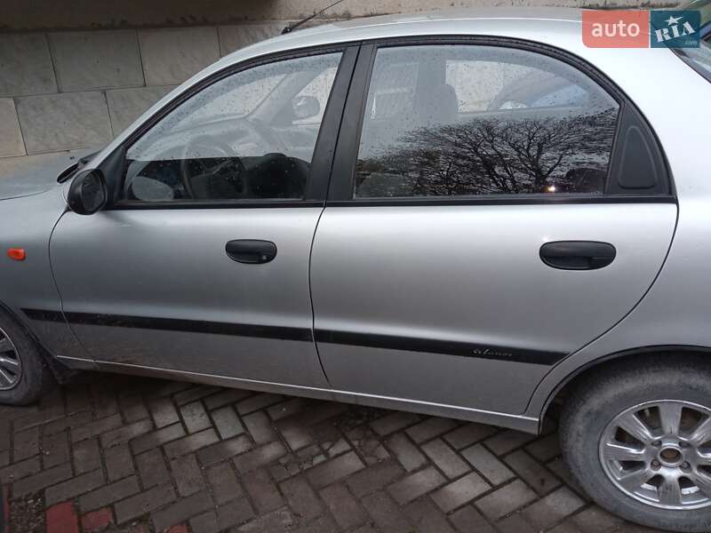 Седан Daewoo Lanos 2004 в Каменец-Подольском