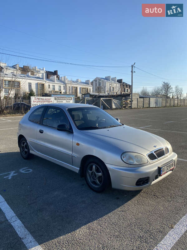 Хетчбек Daewoo Lanos 2003 в Софіївській Борщагівці
