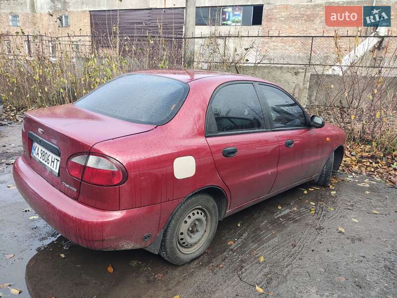 Седан Daewoo Lanos 2003 в Киеве