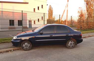 Седан Daewoo Lanos 2003 в Киеве