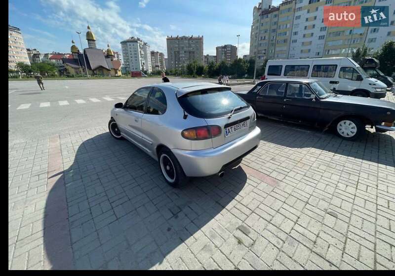 Хэтчбек Daewoo Lanos 2003 в Ивано-Франковске