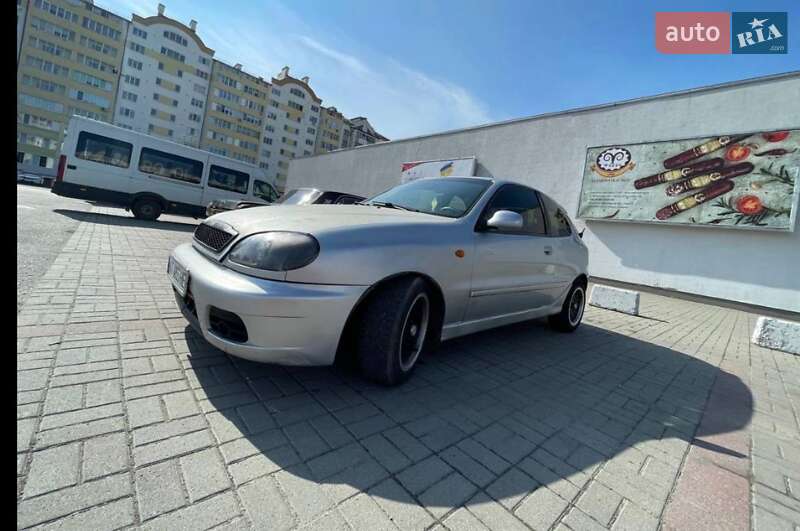Хэтчбек Daewoo Lanos 2003 в Ивано-Франковске