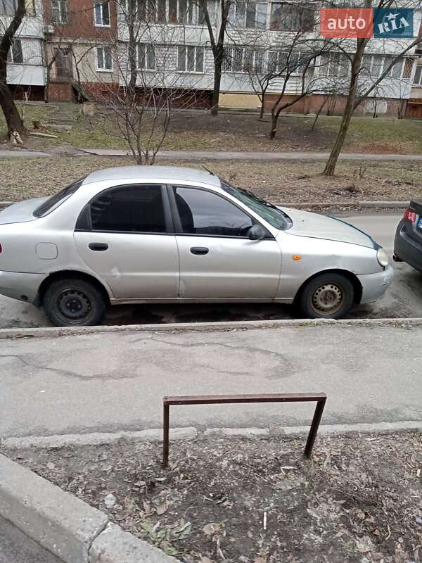 Седан Daewoo Lanos 2006 в Киеве