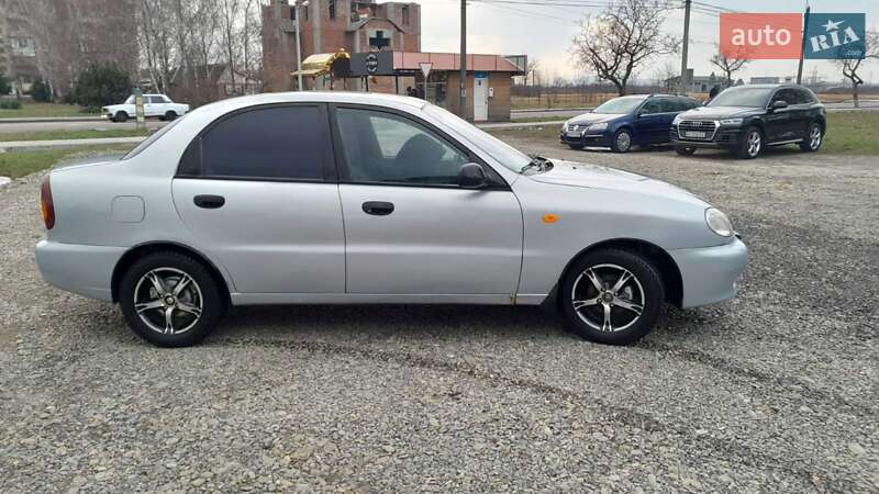 Седан Daewoo Lanos 2005 в Иршаве
