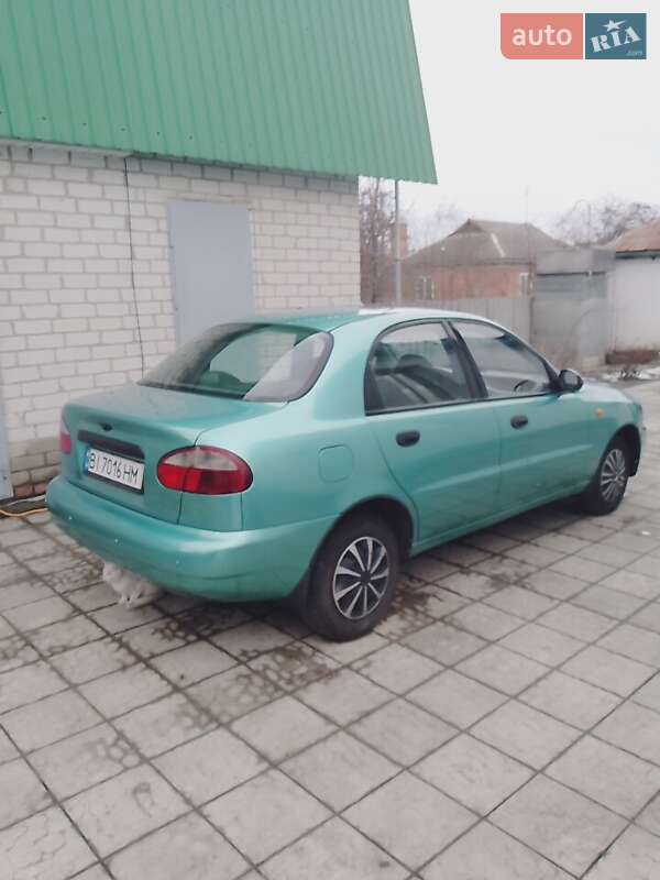 Седан Daewoo Lanos 1999 в Кременчуге