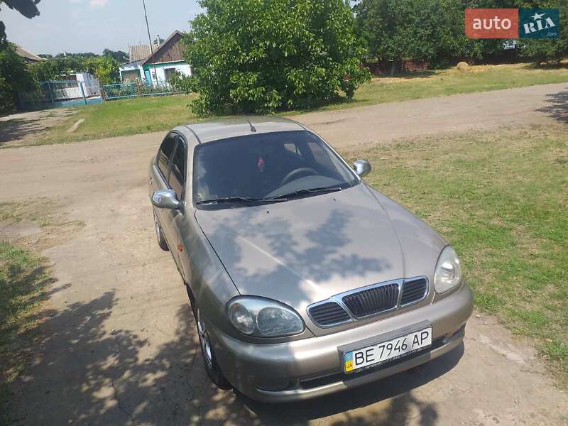 Седан Daewoo Lanos 2007 в Новом Буге