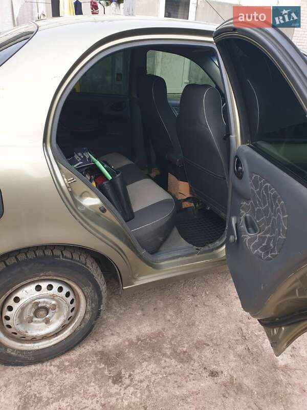 Седан Daewoo Lanos 2002 в Дніпрі фото 4 Седан Daewoo Lanos 2002 в Дніпрі