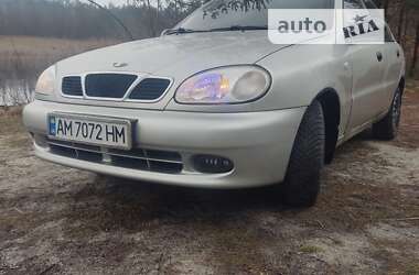 Седан Daewoo Lanos 2006 в Романіву