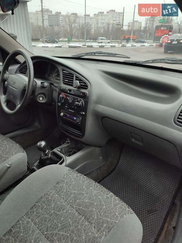 Седан Daewoo Lanos 2008 в Киеве