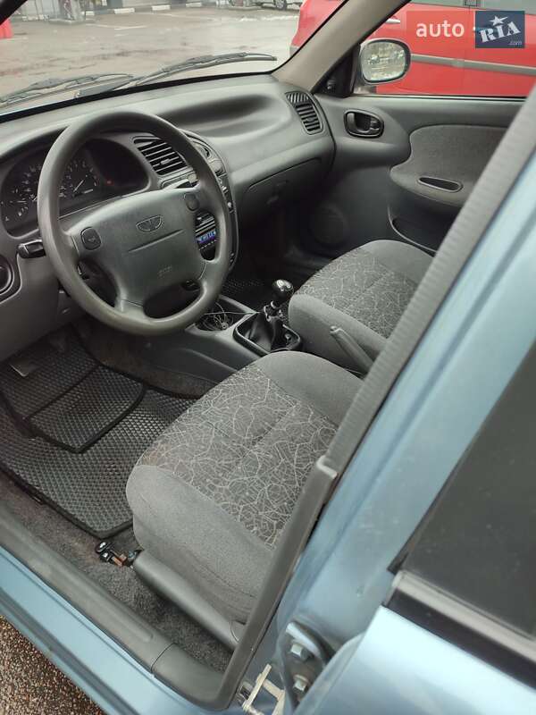 Седан Daewoo Lanos 2008 в Киеве