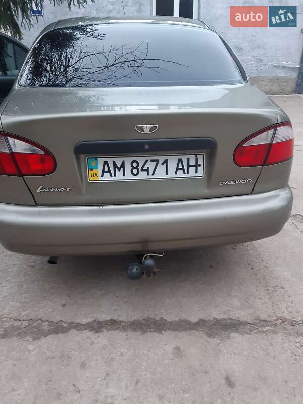 Седан Daewoo Lanos 2004 в Житомирі
