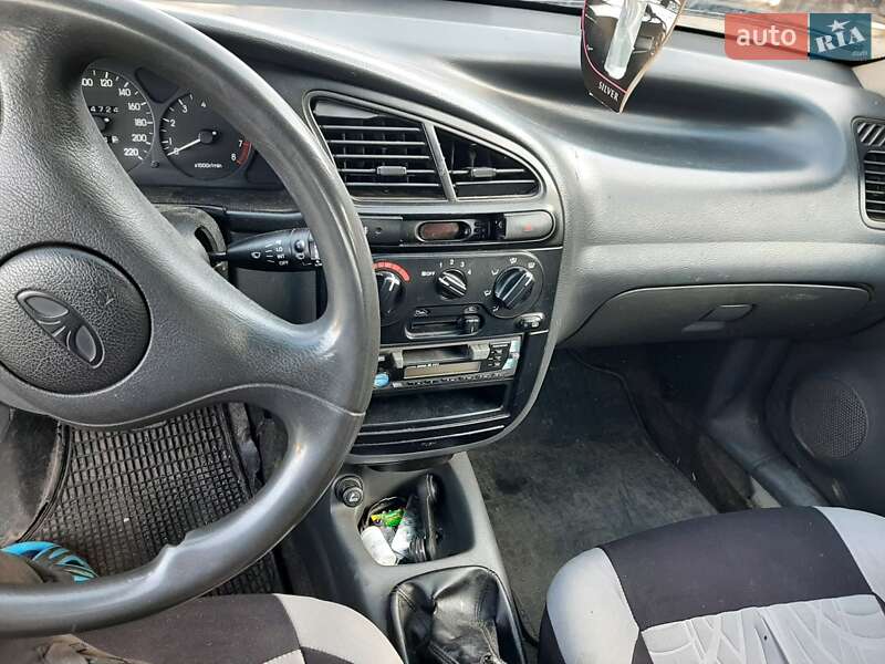 Daewoo Lanos 2003