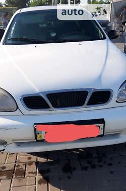 Седан Daewoo Lanos 2002 в Дніпрі