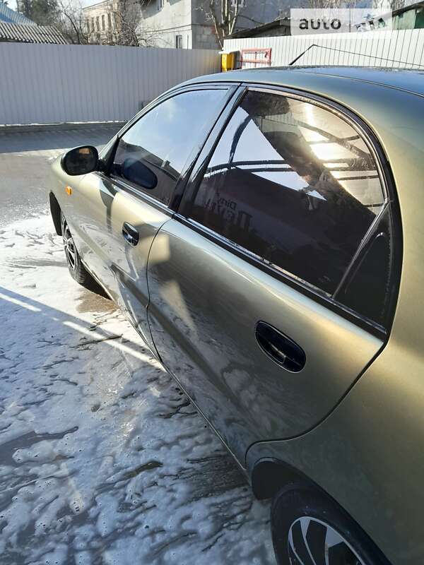 Седан Daewoo Lanos 2007 в Монастыриске