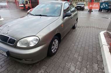 Седан Daewoo Lanos 2002 в Львове