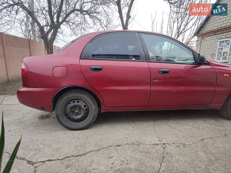Седан Daewoo Lanos 2007 в Новомосковске