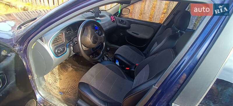 Седан Daewoo Lanos 2006 в Луцке