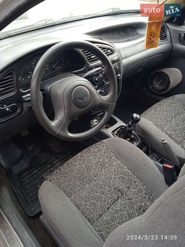 Седан Daewoo Lanos 2004 в Казатине