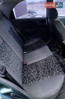 Седан Daewoo Lanos 2004 в 