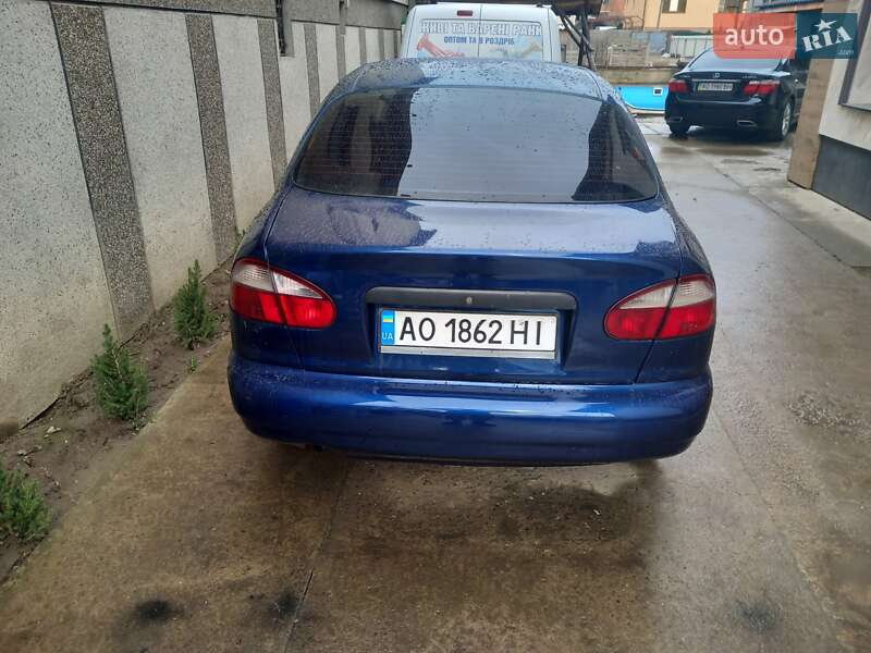 Седан Daewoo Lanos 2008 в Хусте