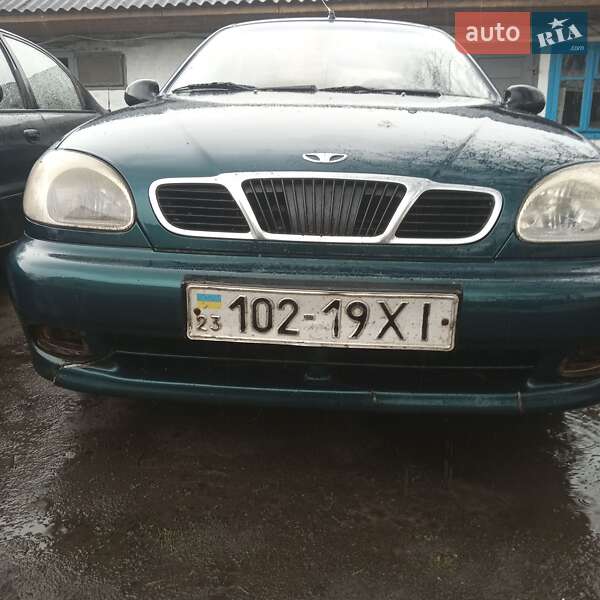 Седан Daewoo Lanos 2002 в Острозі