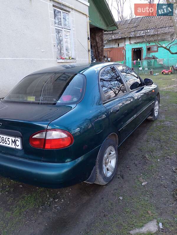 Седан Daewoo Lanos 2005 в Мостиске