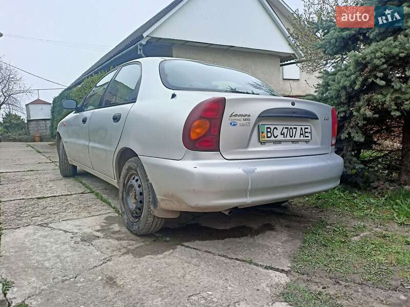 Седан Daewoo Lanos 2005 в Львове