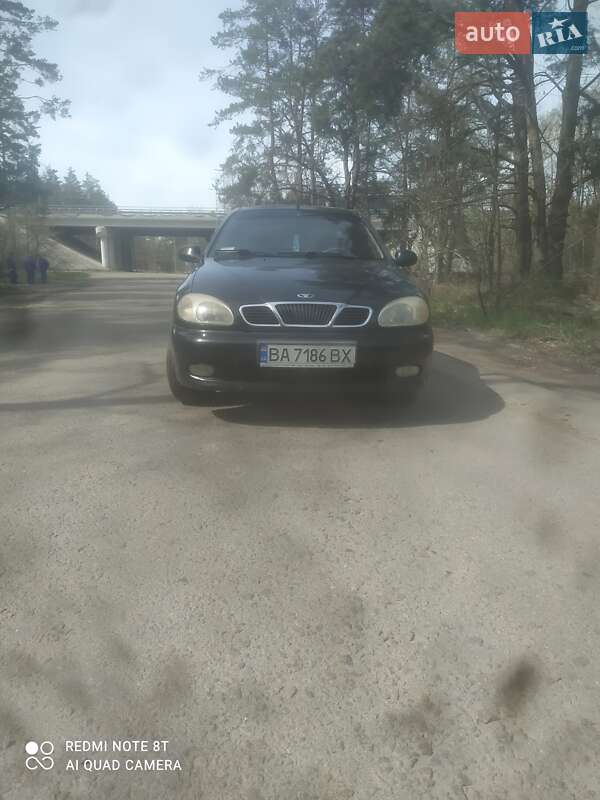 Седан Daewoo Lanos 2006 в Добровеличковке