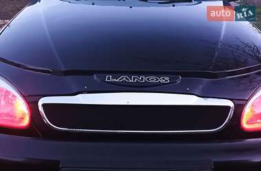 Седан Daewoo Lanos 2011 в Синельниково