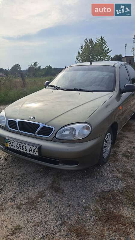 Седан Daewoo Lanos 2005 в Яворові