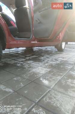 Седан Daewoo Lanos 2004 в 
